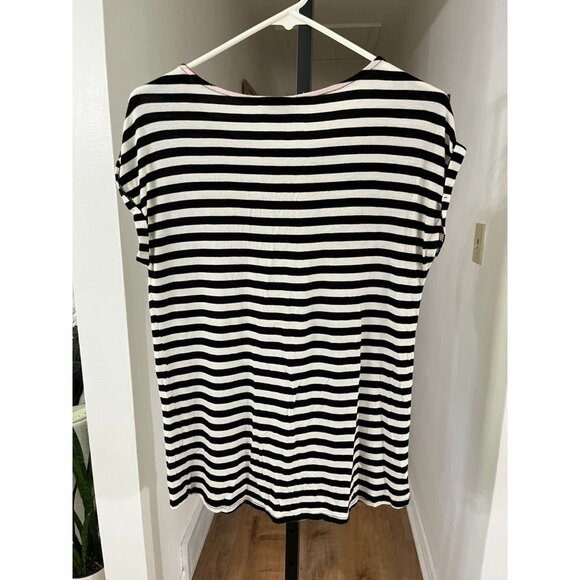 EUC W5 Black & White Striped Women's Top With Abstract Design - Picture 2 of 4